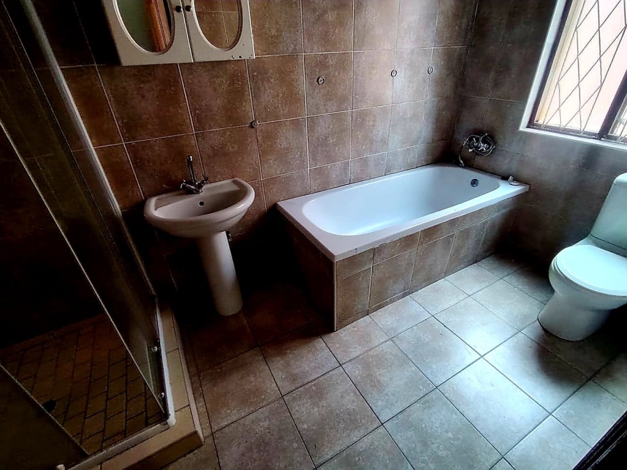 3 Bedroom Property for Sale in Quigney Eastern Cape